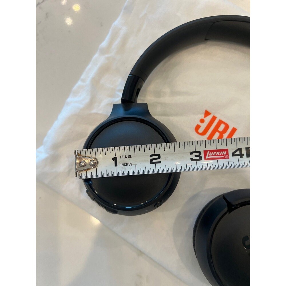 JBL Tune 520BT Wireless Bluetooth On-Ear Headphones With Built-In Microphone NEW - Picture 2 of 12